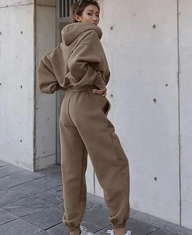 Women’s Lounge Hoodie – Soft Fleece Comfort Fit