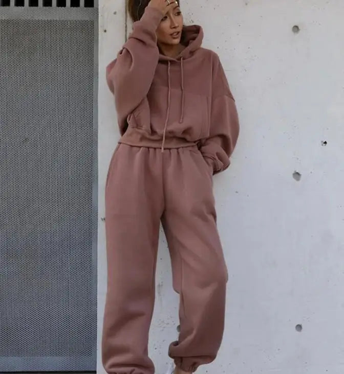 Women’s Lounge Hoodie – Soft Fleece Comfort Fit