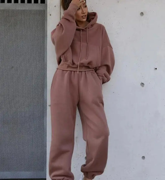 Women’s Lounge Hoodie – Soft Fleece Comfort Fit